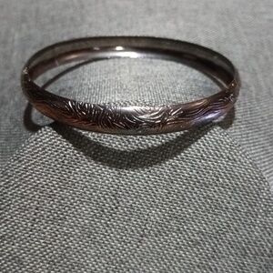 Vintage Silver tone etched Spangled bracelet